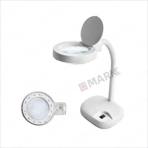 8611 Magnifying Lamp