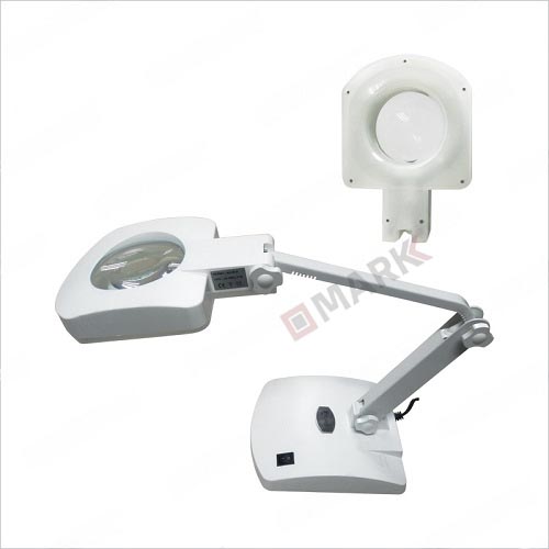 8611B Magnifying Lamp