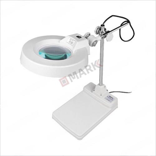 Mark 500B Magnifying Lamp